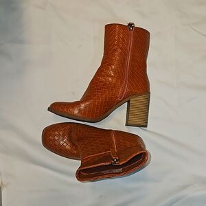 Ankle high brown women's boots